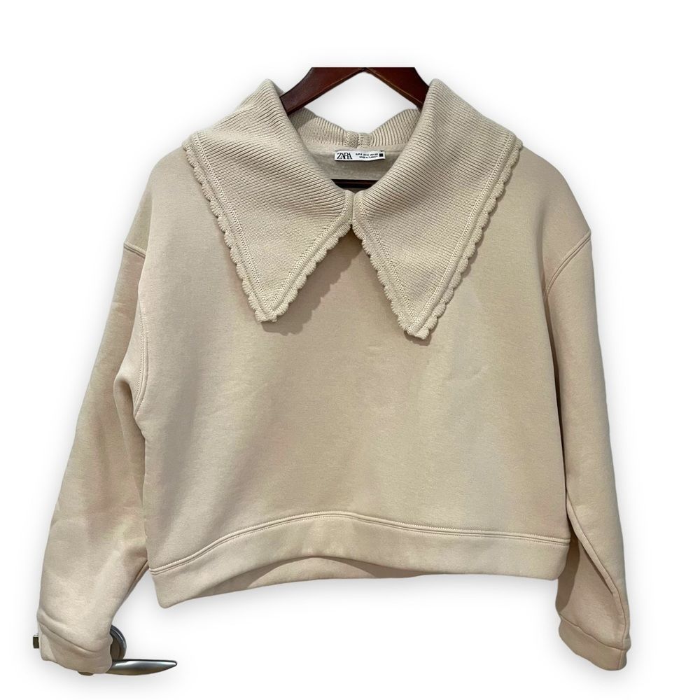 Zara long sleeve cream color top with scalloped color size small